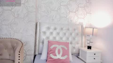 amara_rousse online show from 18, 1, 2026