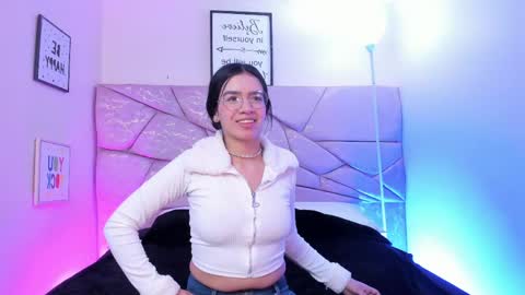 Snapshot of amara_velle chatting on 11, 4, 2026 amara velle online show from 11, 4, 2026