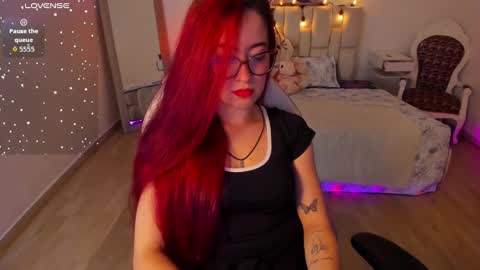 amaraa_couper1 online show from 18, 11, 2025