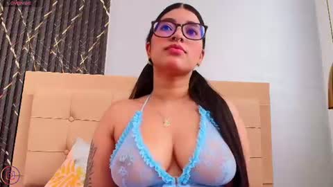 Snapshot of amaranta_blake chatting on 19, 7, 2026 AMARANTA online show from 19, 7, 2026