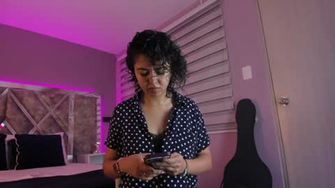 Emily online show from 1, 2, 2025