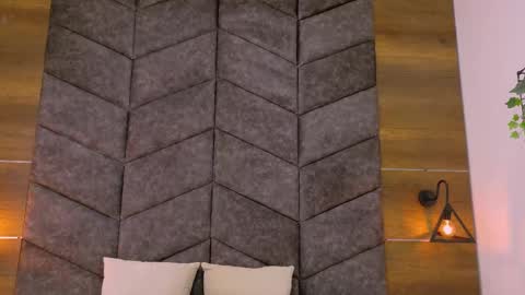 Amaris online show from 6, 10, 2025