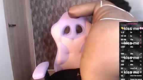 amayaetthan101cm iam MELANIpls say hello I like to chat with you. online show from 8, 1, 2025