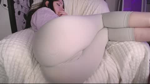 Snapshot of amazing_agness chatting on 20, 12, 2024 amazing_agness online show from 20, 12, 2024