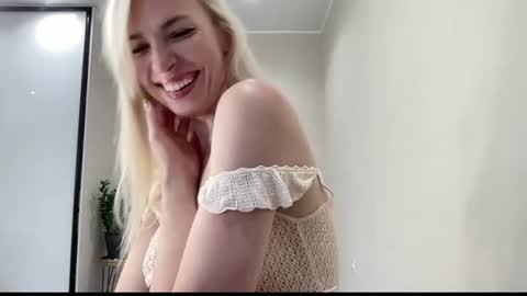Kelly online show from 20, 6, 2026