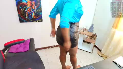  AMBAR  online show from 4, 3, 2025