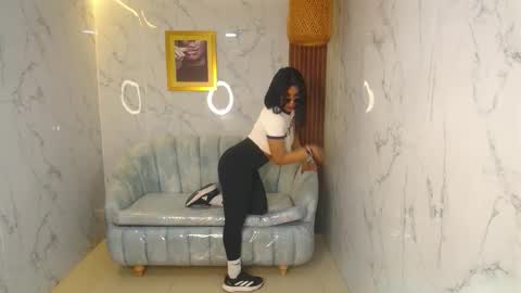 Snapshot of ambar_fox_s chatting on 12, 11, 2025 Ambar online show from 12, 11, 2025