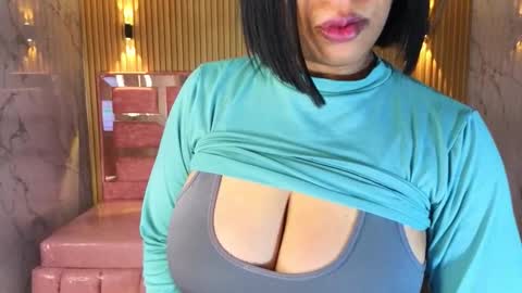 Snapshot of ambar_fox_s chatting on 27, 11, 2025 Ambar online show from 27, 11, 2025