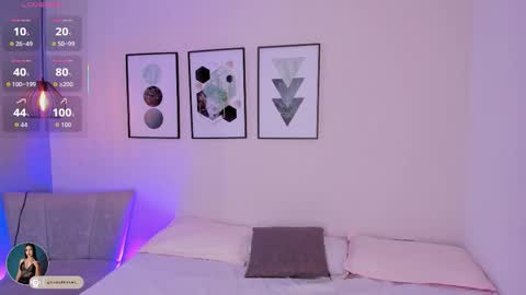 ambarevans_ online show from 9, 11, 2025