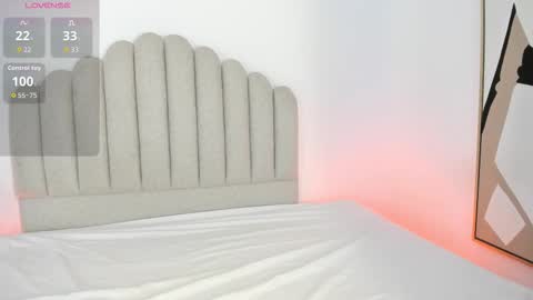 ambarevans_ online show from 27, 11, 2025