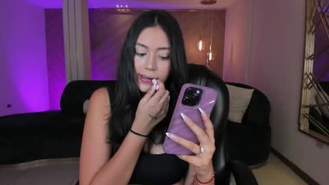 Snapshot of ambarjames_ chatting on 10, 9, 2025 Ambar online show from 10, 9, 2025