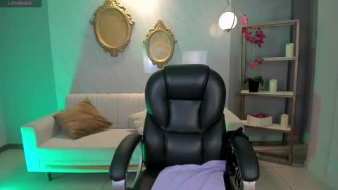 Snapshot of ambarjames_ chatting on 16, 9, 2025 Ambar online show from 16, 9, 2025
