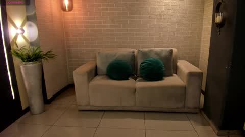 Snapshot of ambarjames_ chatting on 10, 10, 2025 Ambar online show from 10, 10, 2025