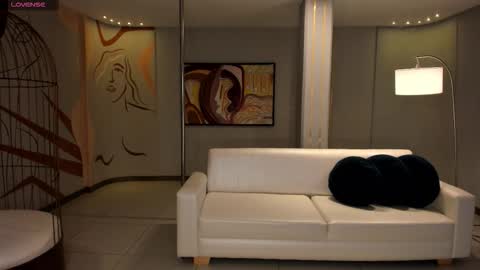 Snapshot of ambarjames_ chatting on 11, 10, 2025 Ambar online show from 11, 10, 2025