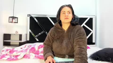   online show from 14, 2, 2025