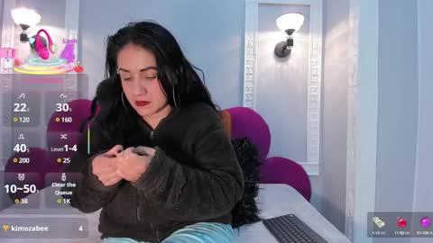   online show from 12, 3, 2025