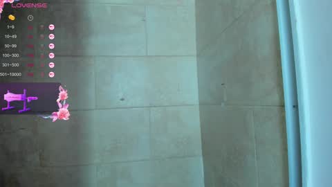 Snapshot of ambeer_rousess chatting on 10, 1, 2025 Amber online show from 10, 1, 2025