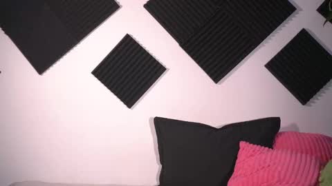 Snapshot of ambeer_rousess chatting on 7, 11, 2025 Amber online show from 7, 11, 2025