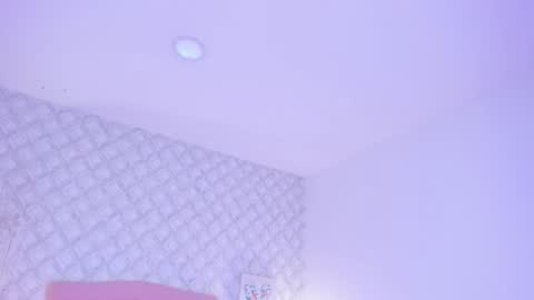 amber  ferrera online show from 1, 3, 2026