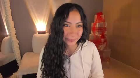 amber_curly online show from 8, 1, 2025