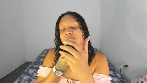 Snapshot of amber_lee20 chatting on 5, 10, 2025 LUISA online show from 5, 10, 2025