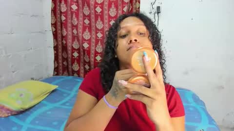 Snapshot of amber_lee20 chatting on 9, 1, 2026 LUISA online show from 9, 1, 2026