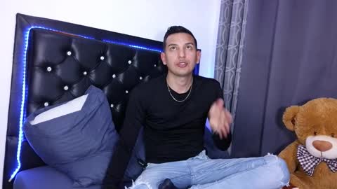 Snapshot of amber_max chatting on 6, 2, 2026 franyer antolinez online show from 6, 2, 2026