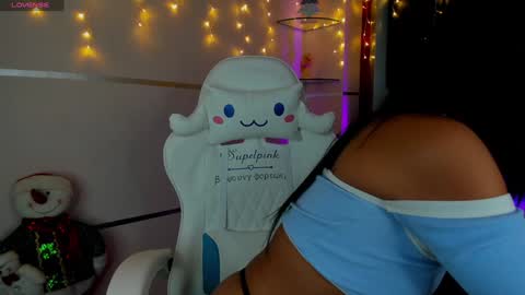 Snapshot of amber_villalobos chatting on 22, 12, 2024 Tell me Amber online show from 22, 12, 2024