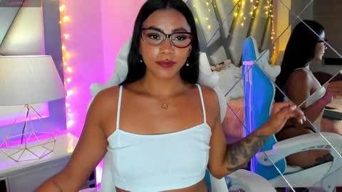 Snapshot of amber_villalobos chatting on 21, 1, 2025 Tell me Amber online show from 21, 1, 2025