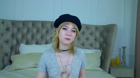 AmberBauman online show from 18, 4, 2026