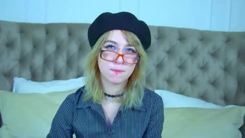 AmberBauman online show from 24, 4, 2026