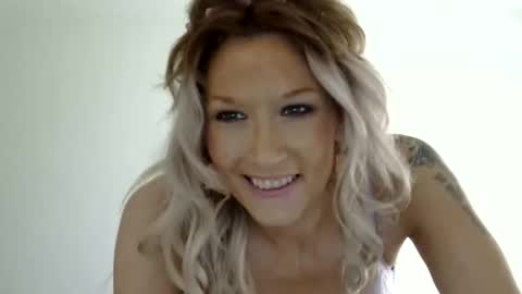 Snapshot of amberdesmond722 chatting on 8, 6, 2026 Kaligirll online show from 8, 6, 2026