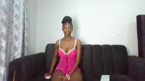 Snapshot of amberheat chatting on 31, 10, 2025 CAMI online show from 31, 10, 2025