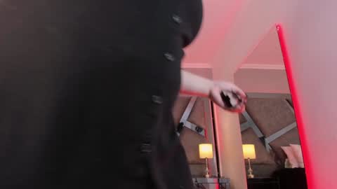 Amber  online show from 4, 2, 2025