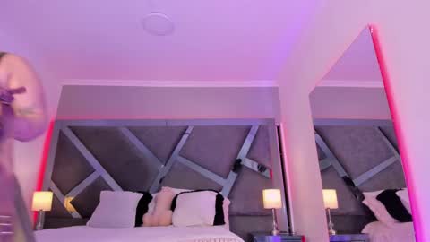 Amber  online show from 19, 2, 2025