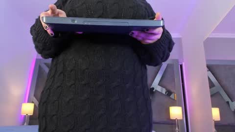 Amber  online show from 3, 3, 2025