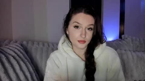 amberkinsley online show from 3, 2, 2025