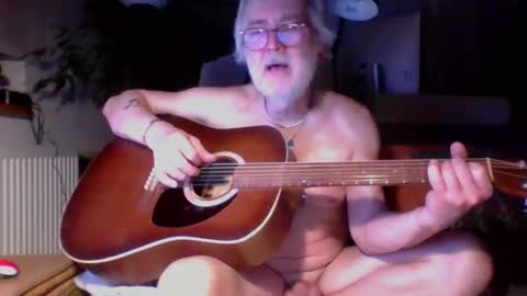 Amberr11 online show from 6, 1, 2026