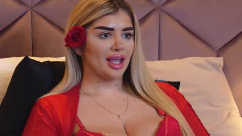 Amberseyes online show from 14, 2, 2025