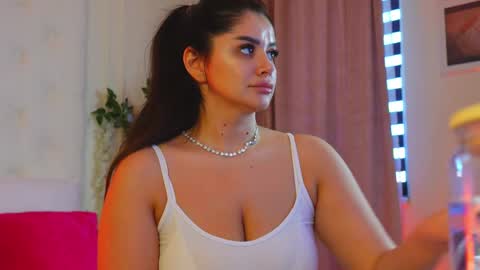 Amberseyes online show from 7, 4, 2026