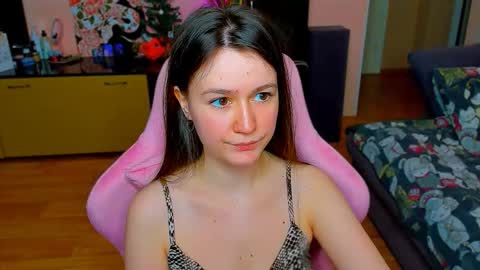 Snapshot of ameli_moon chatting on 8, 2, 2026 Eileen online show from 8, 2, 2026