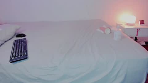 Snapshot of amelia71477 chatting on 8, 12, 2024 Amelia Hot online show from 8, 12, 2024