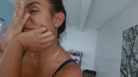 amelia  online show from 8, 9, 2025