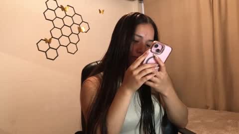 Snapshot of amelia___hall chatting on 2, 10, 2025 Amelia online show from 2, 10, 2025