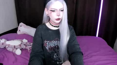 Amelia online show from 2, 10, 2025