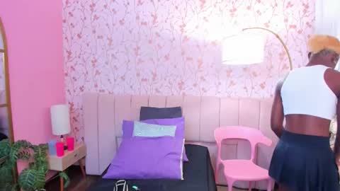 Amelia Adams online show from 18, 10, 2025