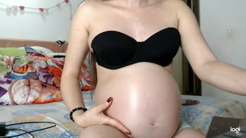 Snapshot of amelia_bella chatting on 22, 6, 2026 amelia online show from 22, 6, 2026