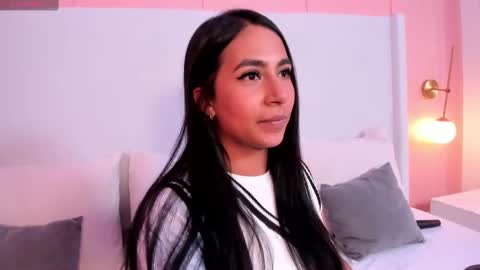 Snapshot of amelia_bellee chatting on 8, 9, 2025 Amelia online show from 8, 9, 2025