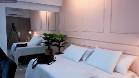 AMELIA online show from 17, 12, 2025