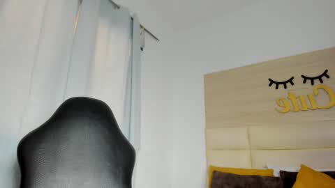 Snapshot of amelia_jones__ chatting on 16, 5, 2026 MILYX online show from 16, 5, 2026